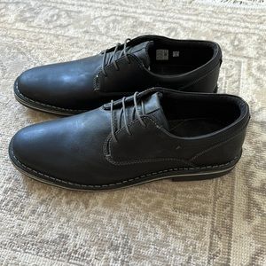 Brand new, never worn men’s Steve Madden leather shoes